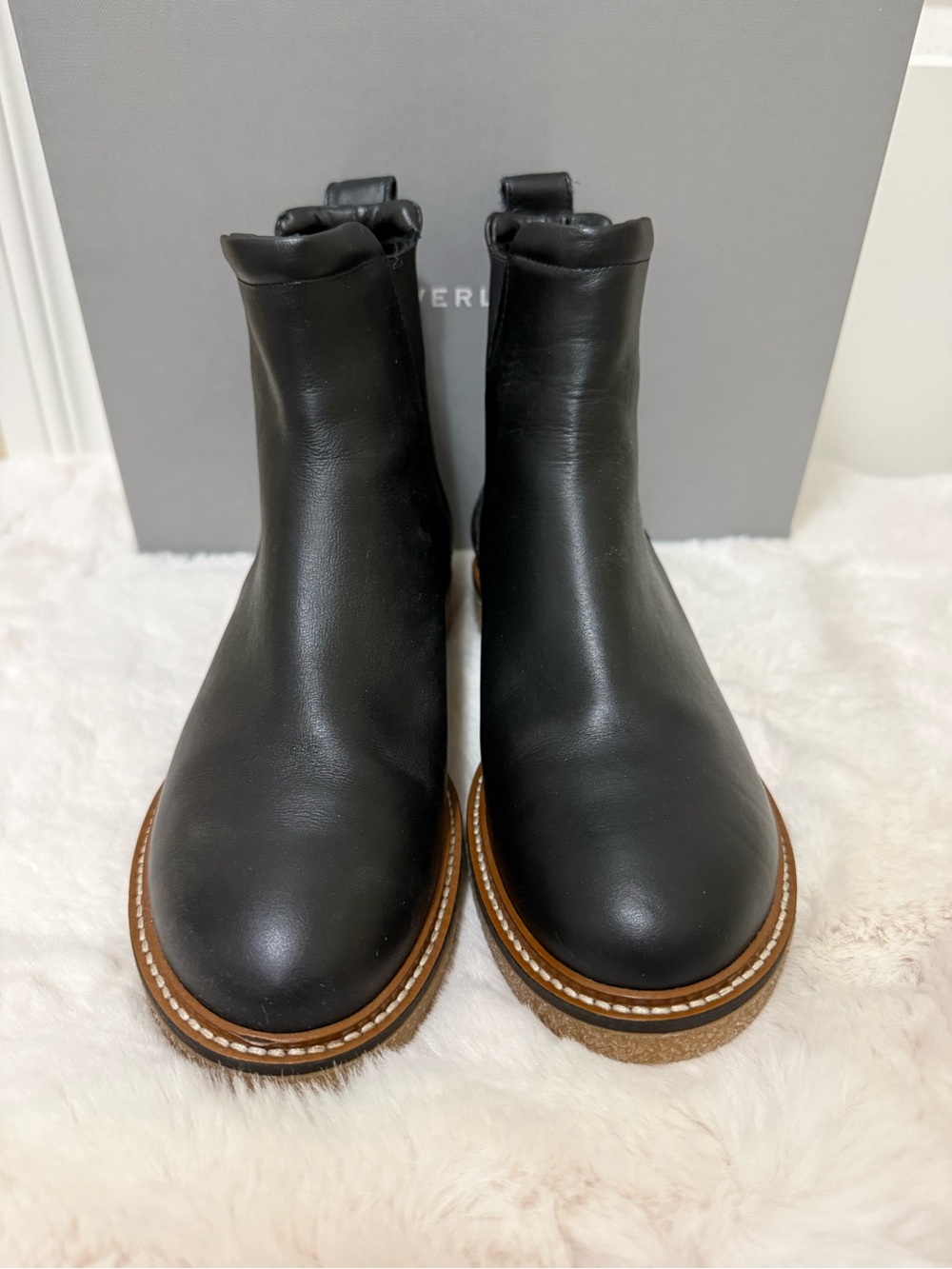 Black Leather Chelsea Boots - Everlane